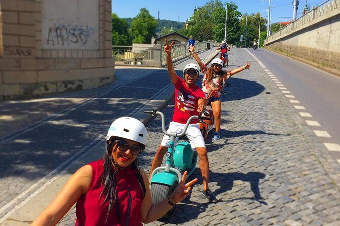 Grand city tour on Scrooser in Prague - Charles Bridge in five minutes: how to make it feel meaningful
