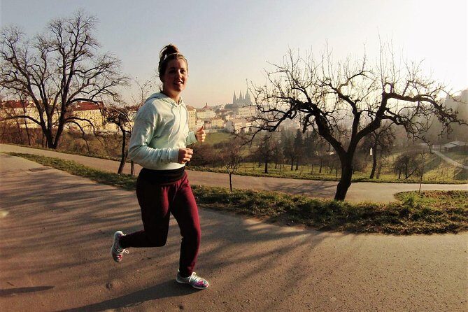 Guided Sightseeing Running Tour in Prague (9-12K) - Charles Bridge crossing: the postcard moment, experienced in motion