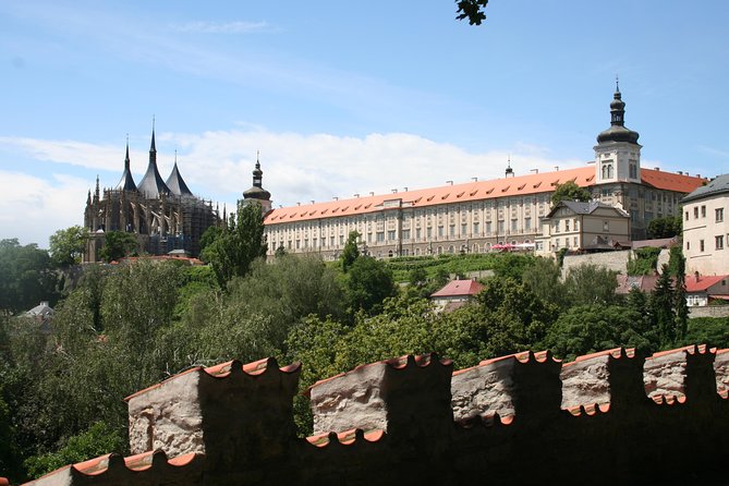 Half Day Trip to Kutna Hora and Bone Church from Prague - Stop 1: St. Barbara’s Cathedral for a quick hit of dramatic architecture