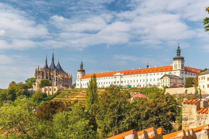 Half-Day Trip to Kutna Hora+Bone Church and Free Time from Prague - From Prague by Minivan: How the Day Moves