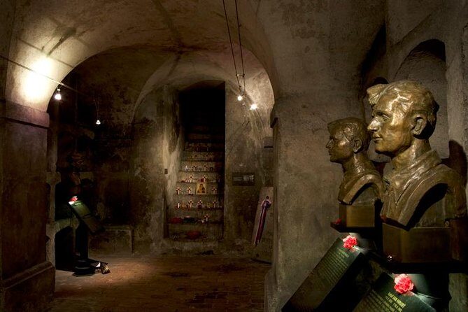 Half-Day WWII Prague Walking Tour - WWII Prague in 3.5 hours: the Operation Anthropoid storyline