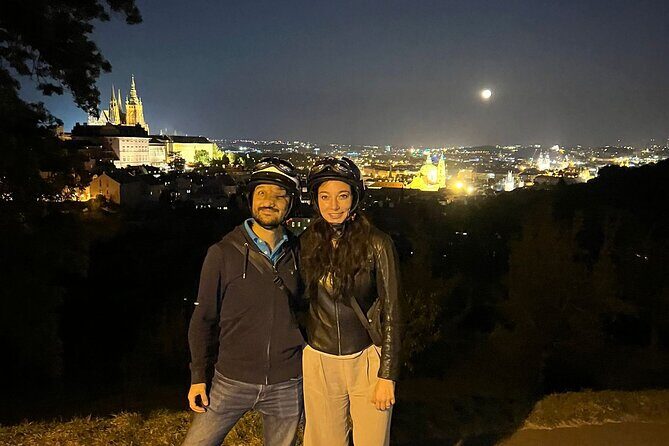 Hidden gems of Prague & City sightseeing - Walking tour - Old Town Square: where the Astronomical Clock area becomes understandable