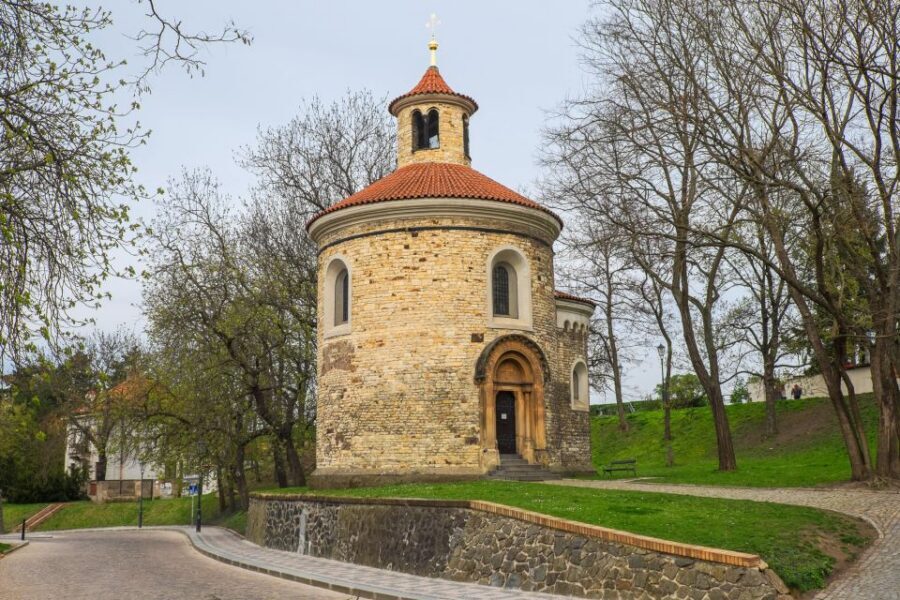 Hidden Prague Bike Tour - Vyšehrad by Saint Pieter & Paul Cathedral: romantic views with national weight