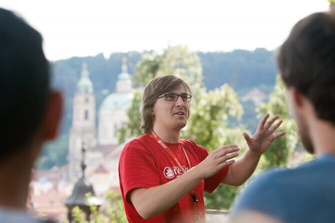 Historic Highlights Walking Tour from Prague - Key things that make this tour a smart Prague choice