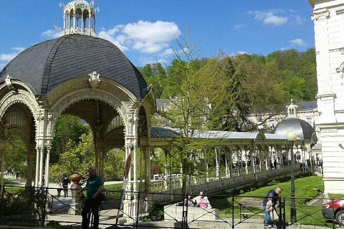Karlovy Vary day trip from Prague with lunch - Price and value: is $96.16 worth it?