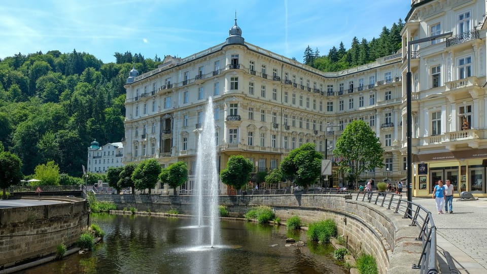 Karlovy Vary excursion - Five spa pavilions and mineral-water traditions
