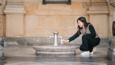 Karlovy Vary: Mineral Hot Springs Tasting and Walking Tour - Meeting at Spa Hotel Thermal and how the walk feels
