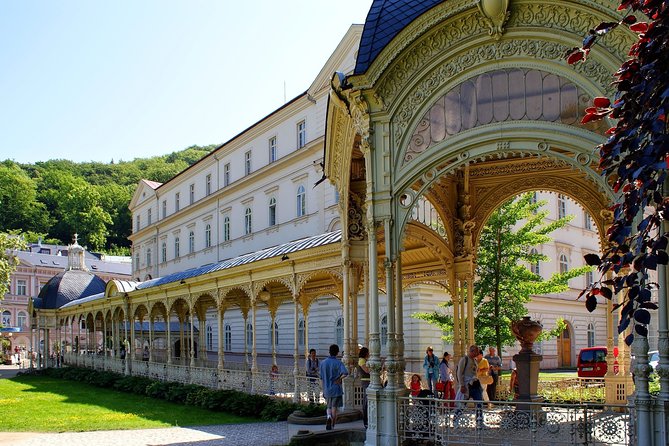 Karlovy Vary - Premiant eGuide APP - Transfers from Prague: the hidden value in a fixed meeting point