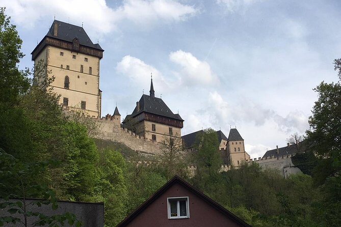 Karlstejn Castle - Half Day Coach Tour From Prague - Karlštejn Castle: Gothic Courtyards and the Royal Treasure Story
