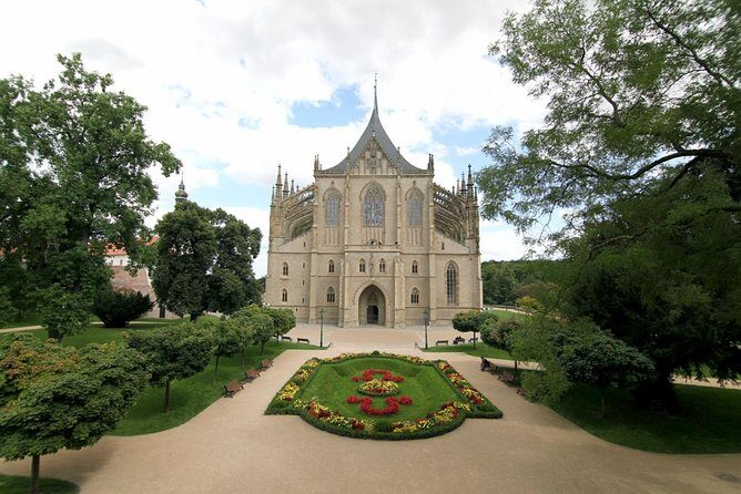 Kutna Hora Day Tour Including Sedlec Ossuary from Prague - St. Barbara’s Cathedral: the guided intro plus real time to look