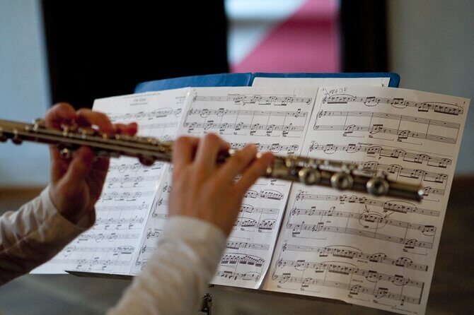 Lobkowicz Palace Concert in Prague Ticket - Etiquette and the formal dress code you may actually feel