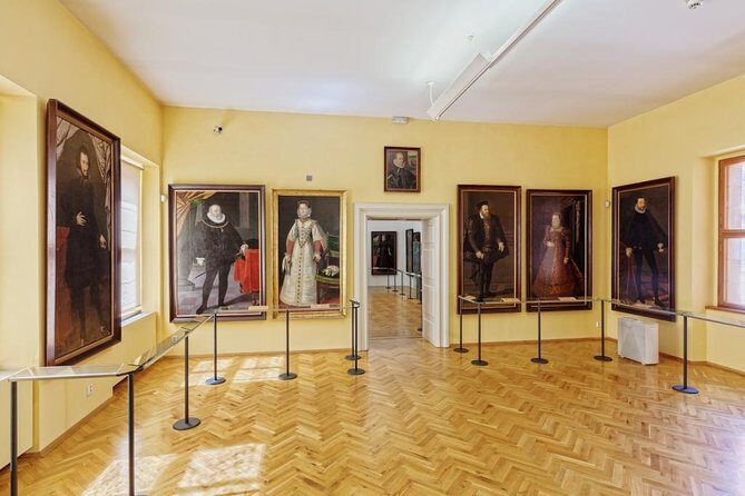 Lobkowicz Palace Museum Entrance Ticket in Prague - Using the English audio guide and panorama tour like a smart museum day
