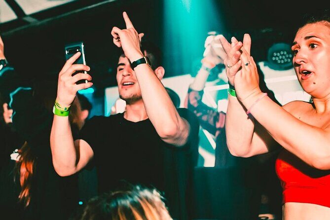 MONDAYS LIKE FRIDAYS - GIRLS 3 FREE DRINKS | Admission Ticket - Reviews: What the Numbers Say, and What to Watch