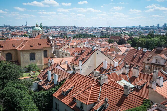 One Day See-it-All Prague Tour & River Boat Cruise with PragueWay - Meeting points and pacing: how not to lose time