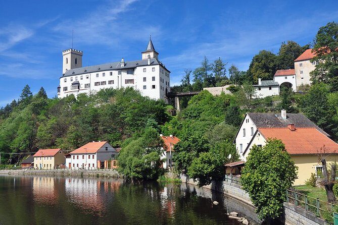 One day trips in the surroundings of Cesky Krumlov - Hluboká Castle: Castle Time in a Small Town Setting
