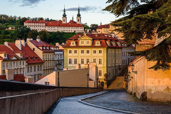 One Prague Tour: The Castle Side with local Food & Beer ️ - The pace: relaxed, but still real walking