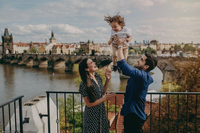 photoshoot in prague - Price and value for $302.46 per group (up to 4 people)