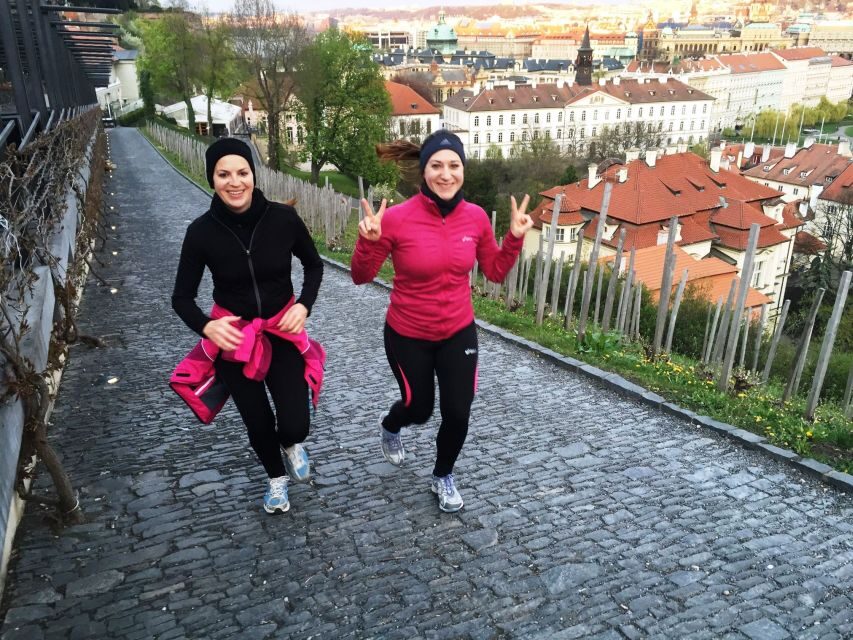Prague 1.5-Hour Compact City Center Running Tour - Kampa Island to the Charles Bridge Crossing