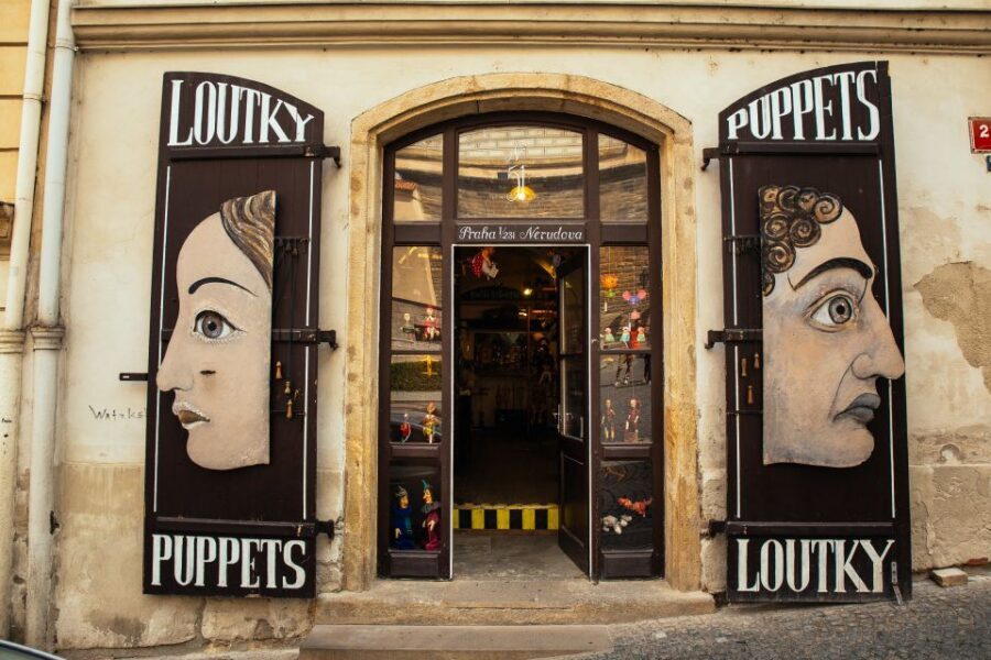Prague: 1.5-Hour Private Kick-Start Tour with a Local - Should you book this Prague kick-start?