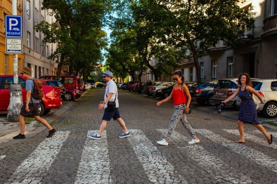 Prague: 1.5-Hour Private Kick-Start Tour with a Local - Private means you control the pace (and the questions)