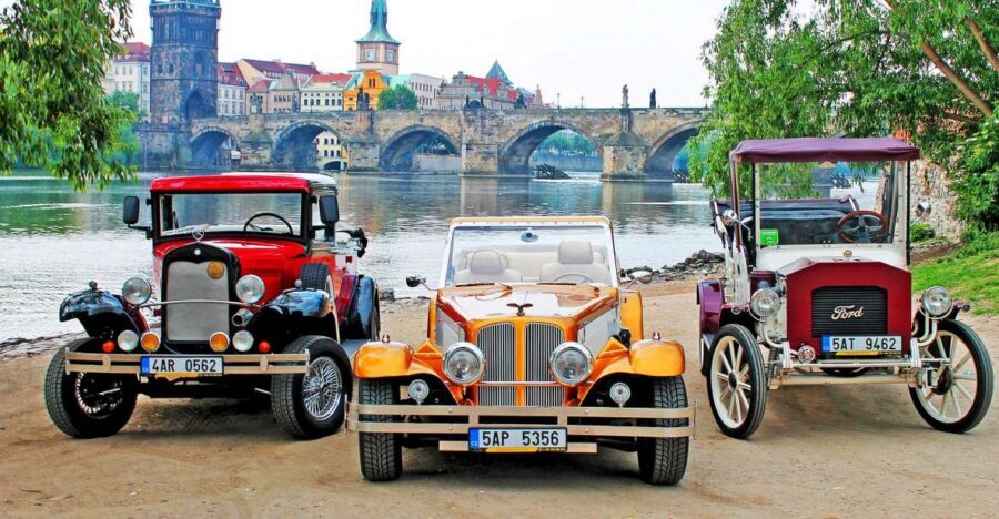 Prague: 1.5–Hour Vintage Car Tour - Who should book this vintage car tour