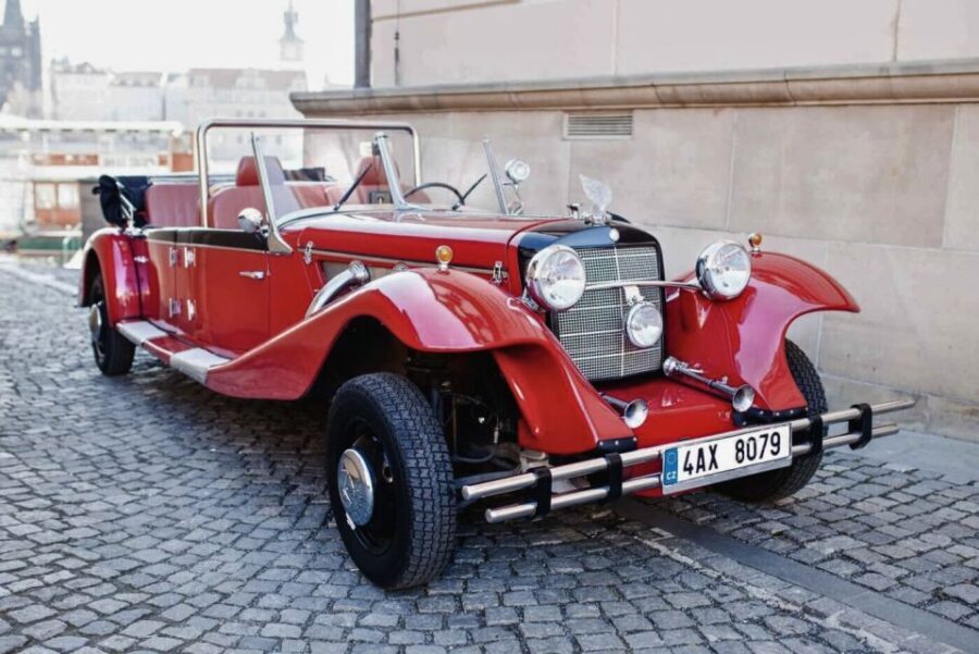 Prague: 1-Hour Private Tour in Vintage Car - Drivers, Safety, and the Joy of Not Walking Far