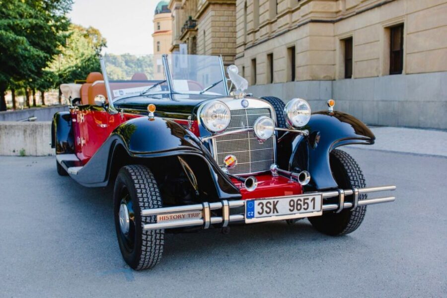 Prague: 1-Hour Private Tour in Vintage Car - How to Choose Your Timing for Better Views