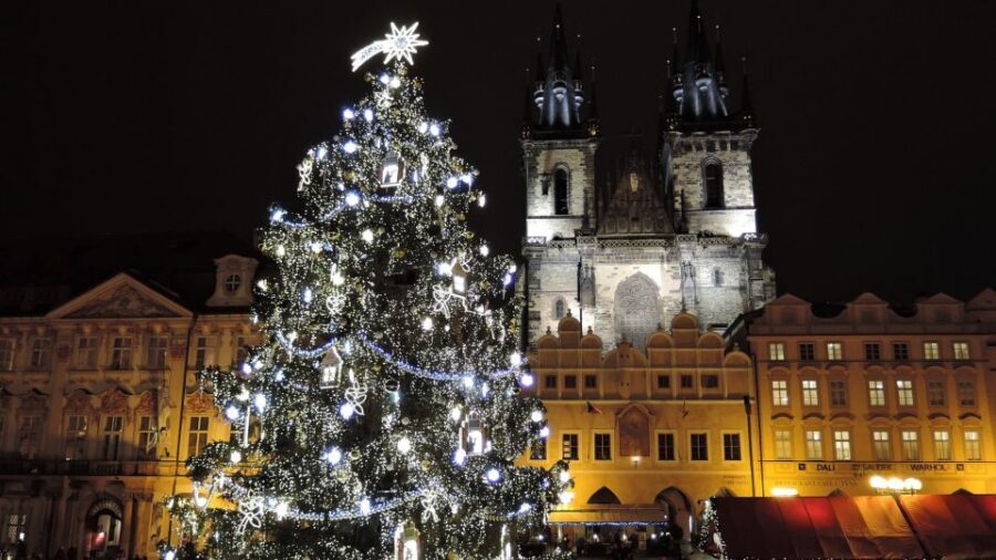 Prague: 2-3h Magical Christmas Markets Tour with Inclusions - Key highlights worth planning for