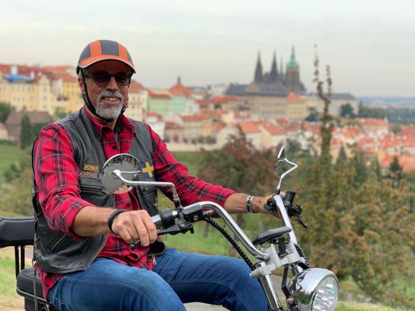 Prague: 2-Hour Trike Live Guided Tour of Old Town - The pace and viewpoints plan: how you get those “wow” angles without exhaustion