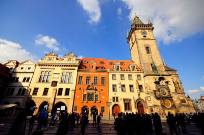Prague: 2 hours city tour + 1 hour boat cruise - From Municipal House to the Old Town: the first “Prague picture” you’ll remember
