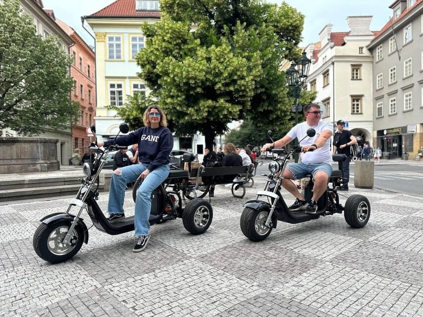 Prague: 2 hours FUN TRIKE tour in Prague with guide - Prague Castle area: the shortcut without the chaos tax