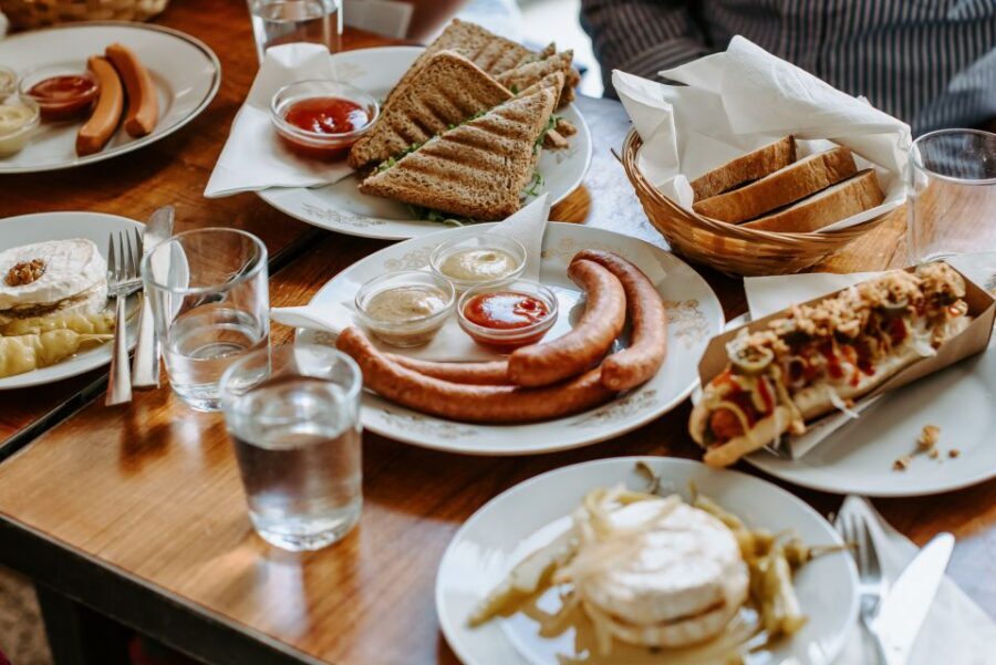 Prague: 3.5 h Private Czech Beers & Tapas Tour - Between stops: using public transport without fuss
