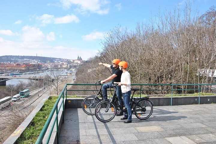 Prague 3-Hour Sightseeing Tour by Electric Bike - From Kampa Park to Charles Bridge: The Iconic Opening Move