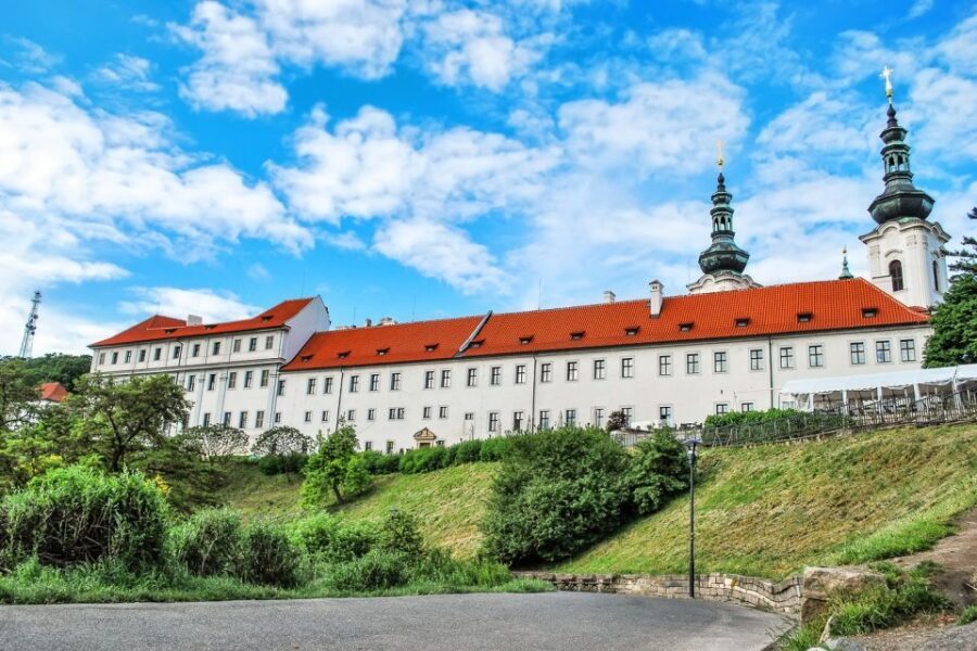 Prague: 4-Hour Segway and Scooter Tour with Lunch and Drinks - Old Town and the Jewish Quarter: Old-New Synagogue and the heliocentric clock
