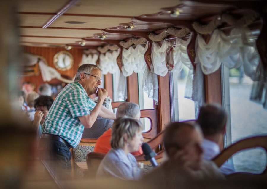 Prague: Afternoon Beer Cruise with Drinks Included - Who This Cruise Is Best For (and Who Might Want Something Else)