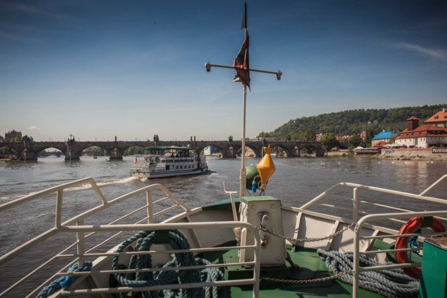 Prague: Afternoon Beer Cruise with Drinks Included - Kampa Island: A Different Kind of Prague Along the Water