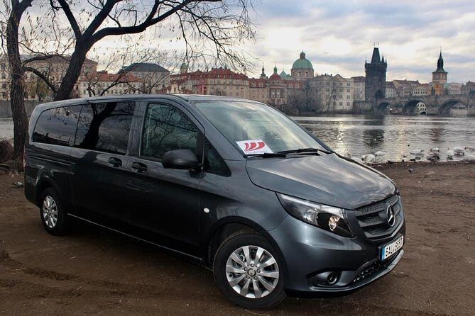 PRAGUE AIRPORT - CITY TRANSFERS in Spanish - Key points before you book