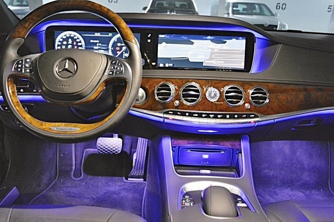 Prague airport luxury transfer by a Mercedes Benz S class - Why a Mercedes-Benz S-Class transfer is a smart first Prague move