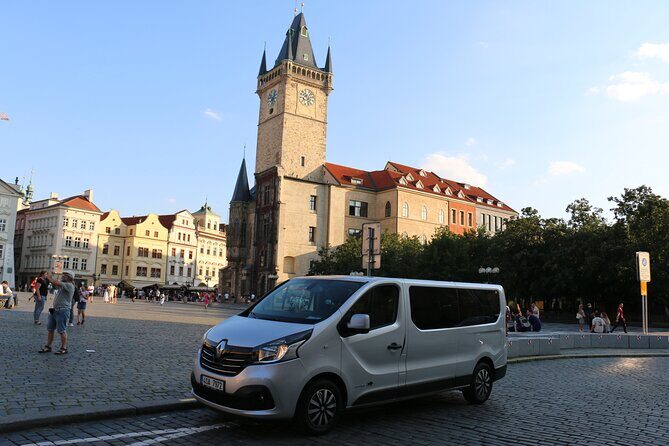 Prague Airport Transfers, Praga Aeropuerto Traslados, ESPAŇOL-ENG - The City-Orientation Part: Why This Feels Like More Than a Taxi Ride