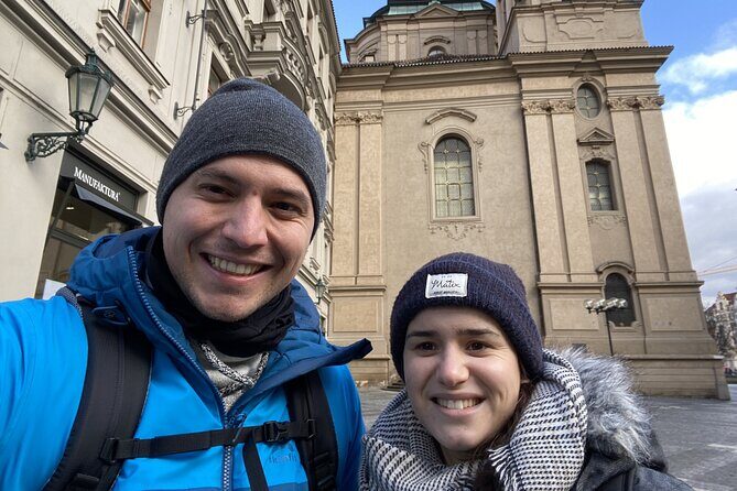 Prague: Alchemy & Dark Arts Exploration Game Tour - Charles Bridge finish: turning the game ending into real time for photos