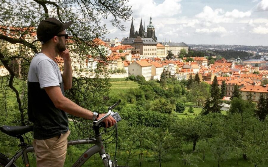 Prague "ALL-IN-ONE" City E-Bike Tour - Charles Bridge and Josefov: where timing matters