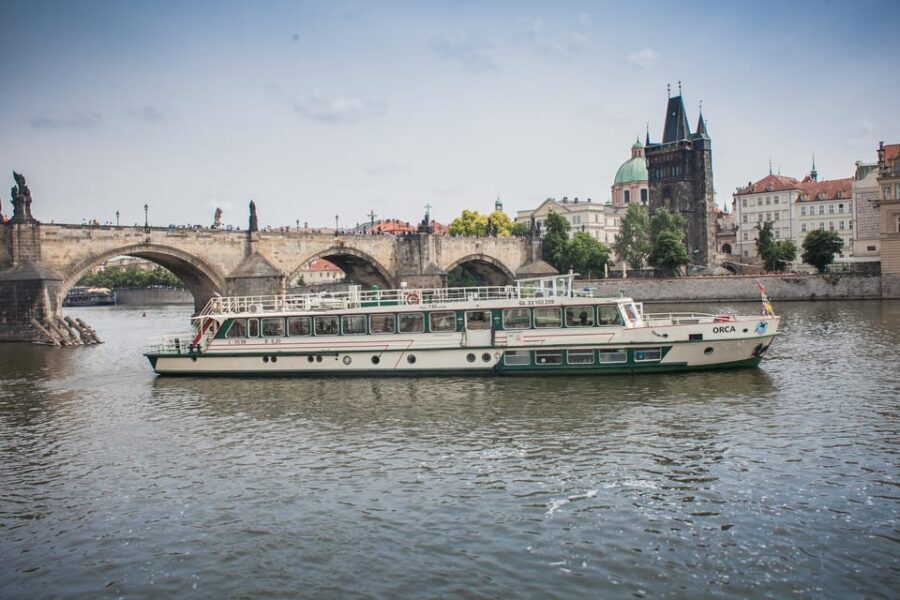 Prague: An unforgettable 2-hour cruise on the Vltava River. - Key highlights I’d pin to your map