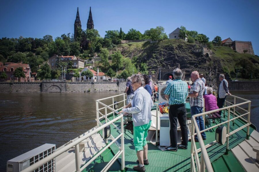 Prague: An unforgettable 2-hour cruise on the Vltava River. - Two hours on the Vltava: the landmark-by-landmark route