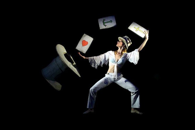 Prague 'Antologia' Black Light Show by Black Light Theatre Srnec - Fluorescent Costumes and Dark Stunts: Why This Art Form Works