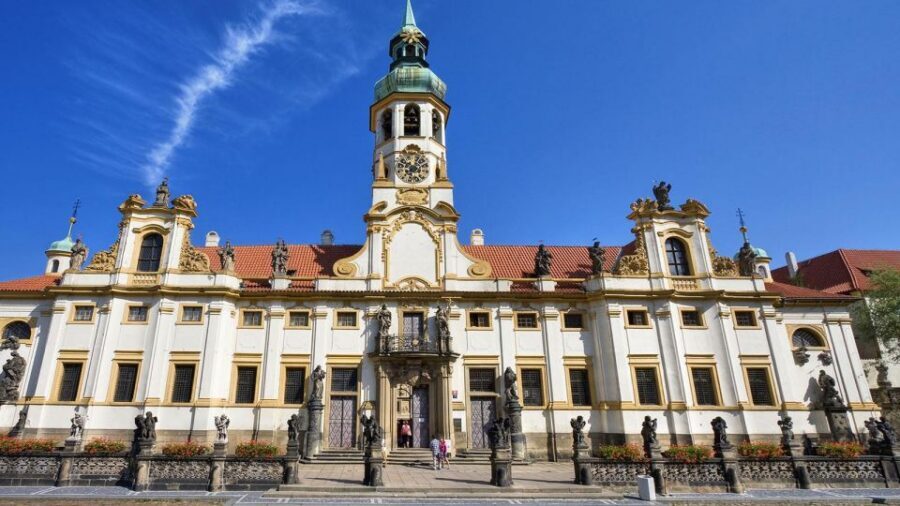 Prague Audioguide - TravelMate app for your smartphone - Key things I’d bet on before you book