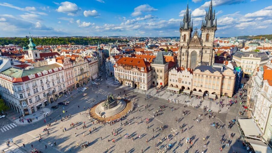 Prague Audioguide - TravelMate app for your smartphone - Castle, Mala Strana, and Petrin Hill: Mixing Stories With Strolls