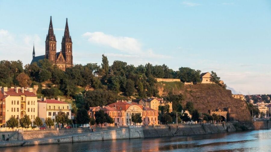 Prague Audioguide - TravelMate app for your smartphone - Audio on Your Terms: Online, Offline, and Replay for 1095 Days