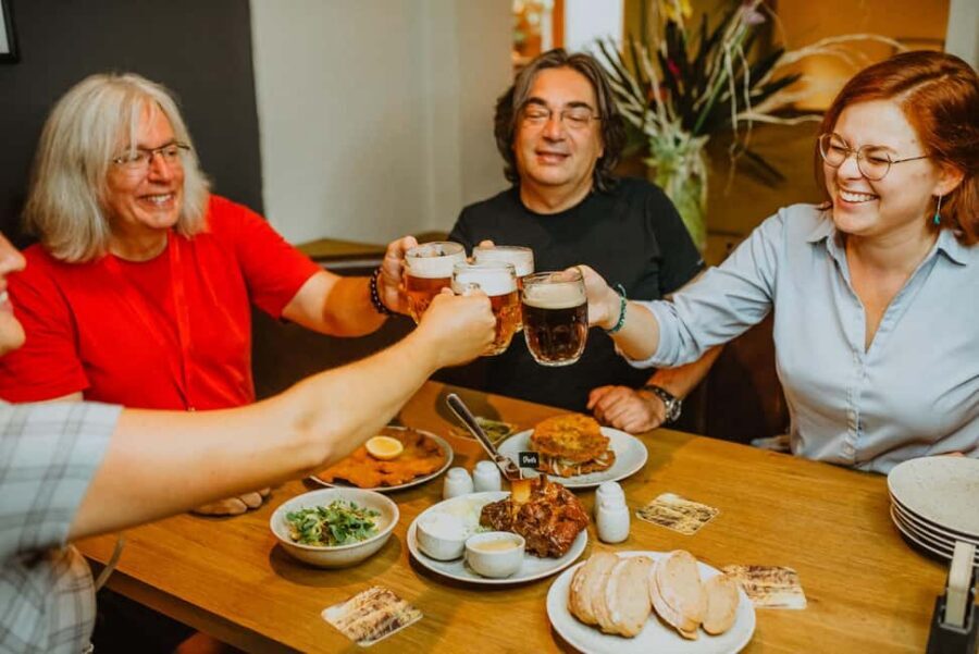 Prague: Award-Winning Old Town Food Tour with Four Drinks - Tips to get more out of it (no weird tricks)