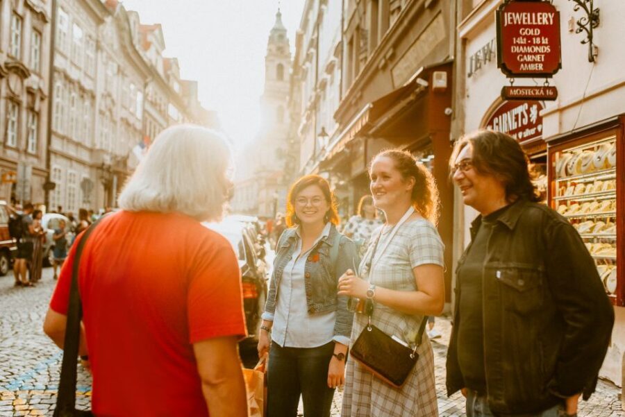 Prague: Award-Winning Old Town Food Tour with Four Drinks - Stop-by-stop: the flow of the 3.5 hours