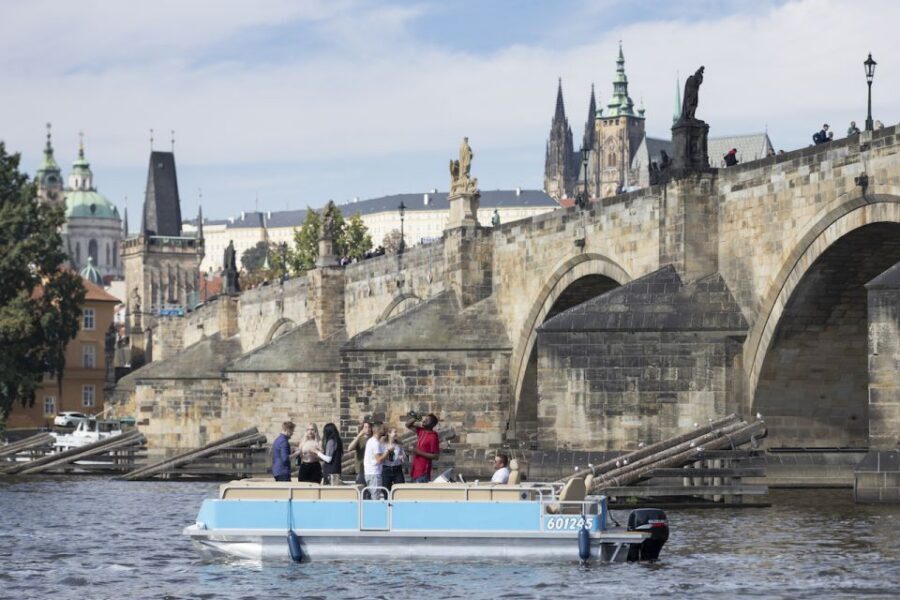 Prague: Beer Boat Tour - Kampa Island views and the castle complex looming over it